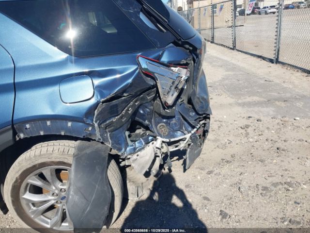 Ford Explorer Xlt Image 6