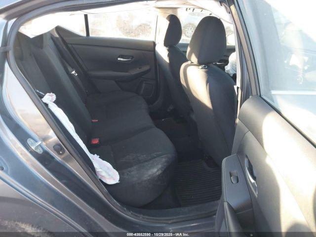 Nissan Sentra S Xtronic Cvt Image 7