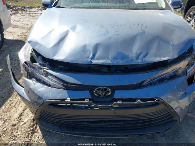 Toyota Corolla Le Image 10