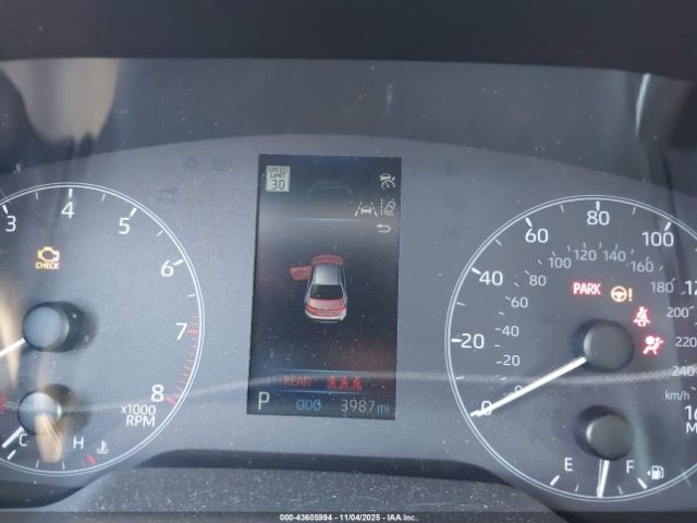 Toyota Corolla Le Image 6