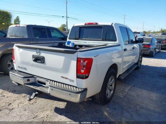 Nissan Titan Sv Image 7