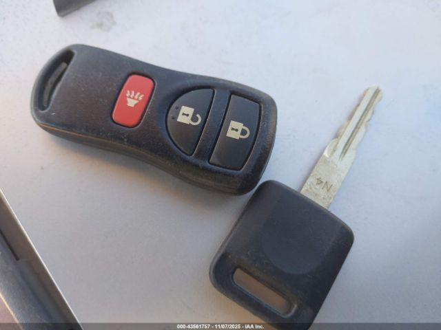 Nissan Titan Sv Image 11