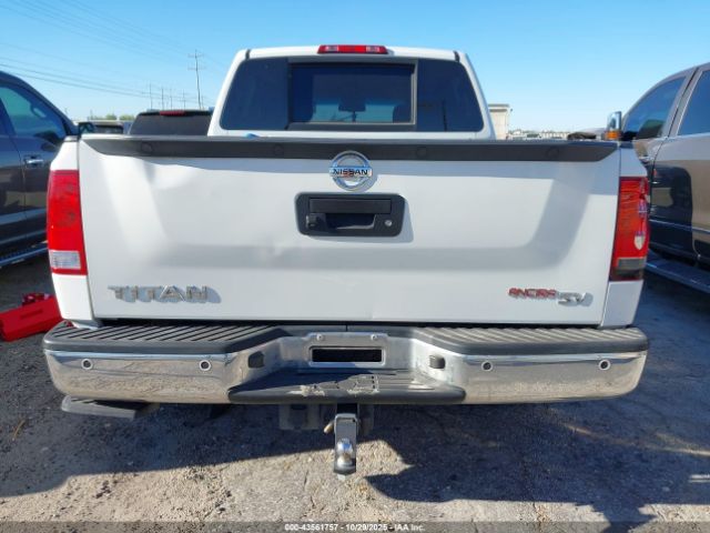 Nissan Titan Sv Image 17