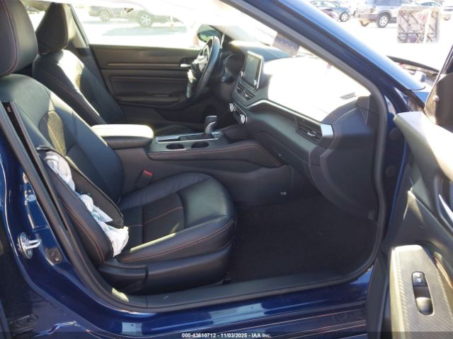 Nissan Altima Sr Fwd Image 5