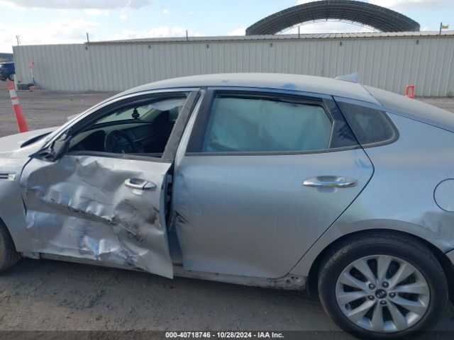 Kia Optima Lx Image 3