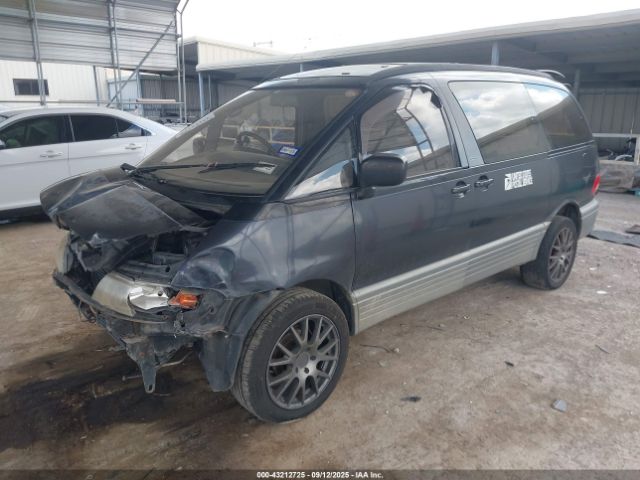 Toyota Previa Image 4