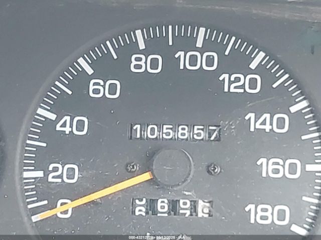 Toyota Previa Image 15