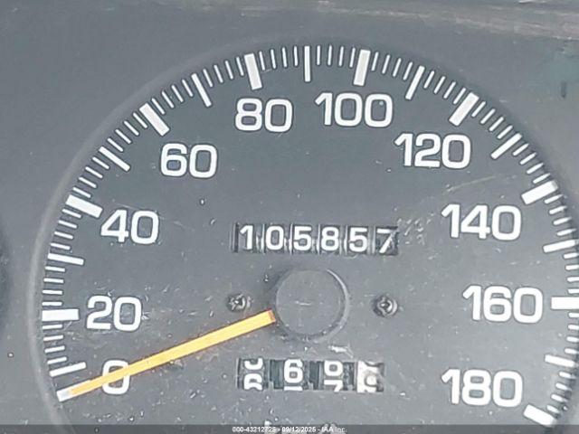 Toyota Previa Image 15