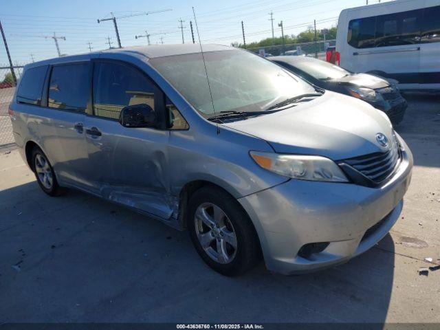  Salvage Toyota Sienna