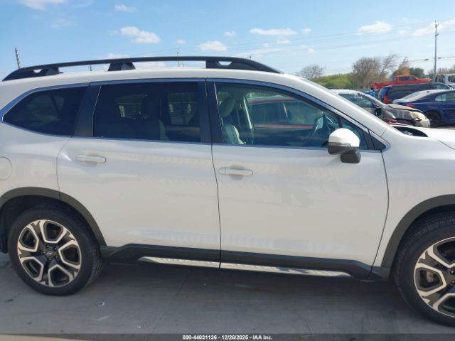 Subaru Ascent Limited 7-passenger Image 11