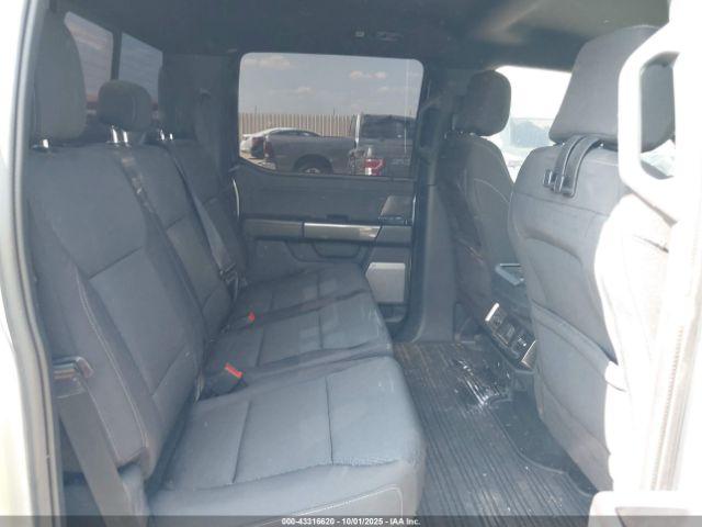 Ford F-150 Xlt Image 14