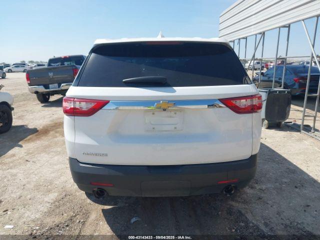 Chevrolet Traverse Ls Image 14