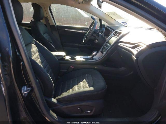 Ford Fusion Se Image 11