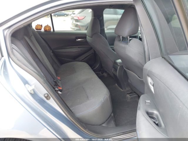 Toyota Corolla Se Image 6