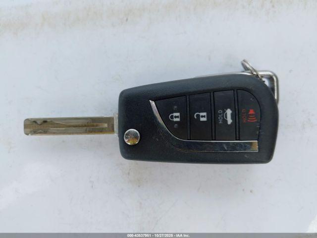 Toyota Corolla Se Image 7