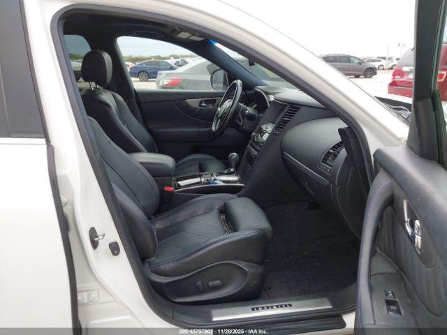 INFINITI Qx Image 16