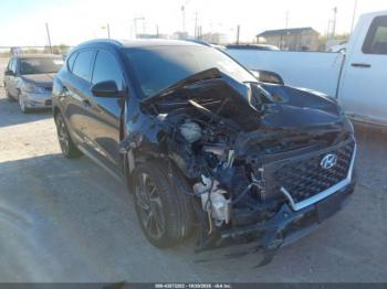 Salvage Hyundai TUCSON