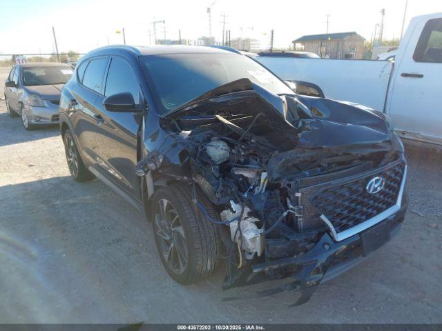  Salvage Hyundai TUCSON