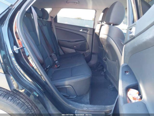 Hyundai TUCSON Sport Image 9