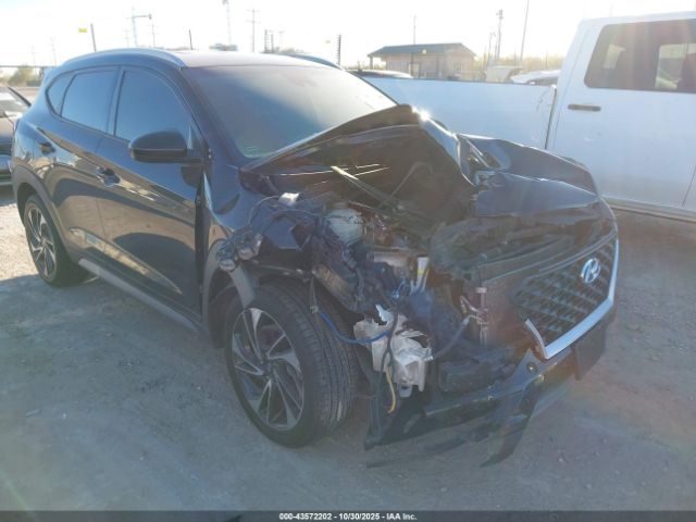 Hyundai TUCSON Sport Image 16