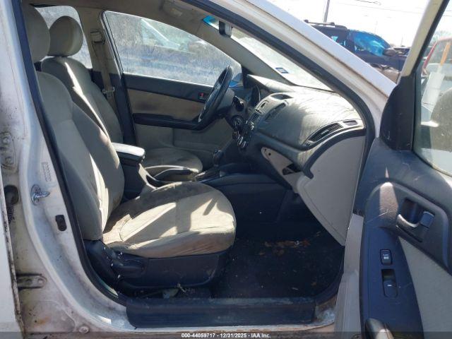 Kia Forte Ex Image 7