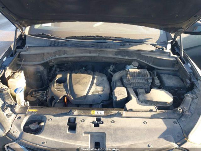 Hyundai SANTA FE Sport Image 8