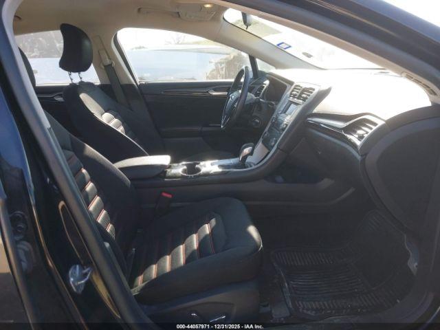 Ford Fusion Se Image 3