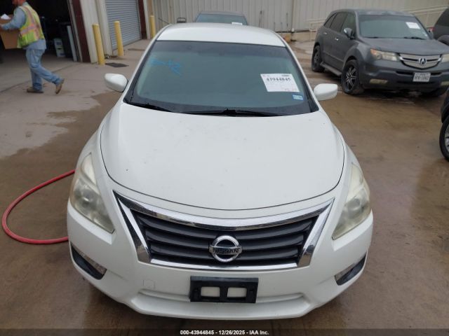 Nissan Altima 2.5 S Image 3