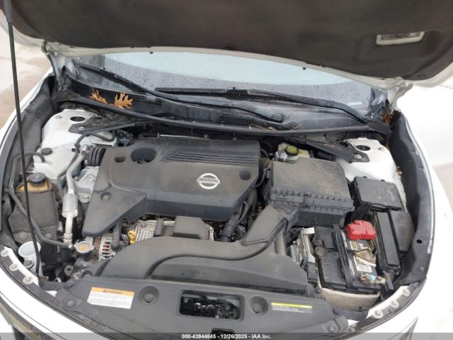 Nissan Altima 2.5 S Image 2