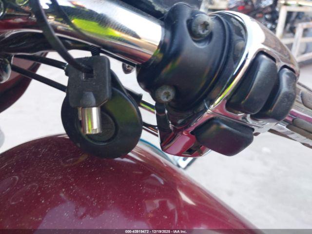 Harley-Davidson Flhtci Image 7