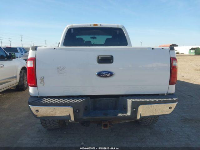 Ford F-250 Image 14