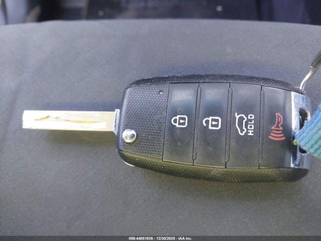 Kia Sorento 2.4l Lx Image 8