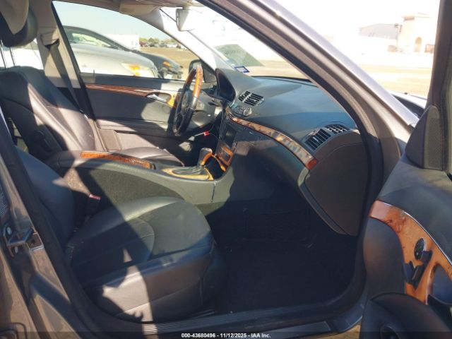 Mercedes-Benz E-Class Image 9