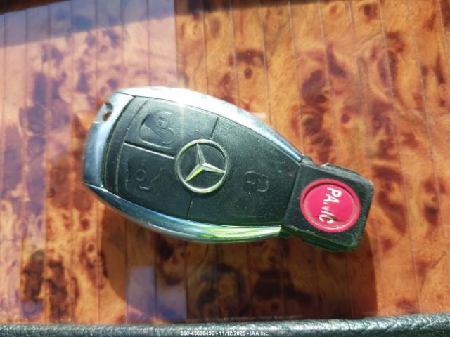 Mercedes-Benz E-Class Image 4