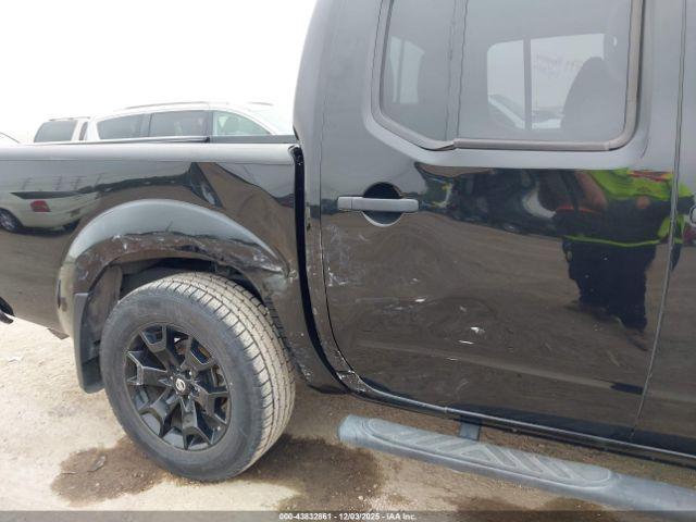 Nissan Frontier Sv Image 9