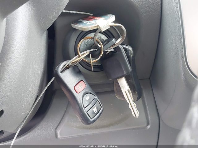 Nissan Frontier Sv Image 14