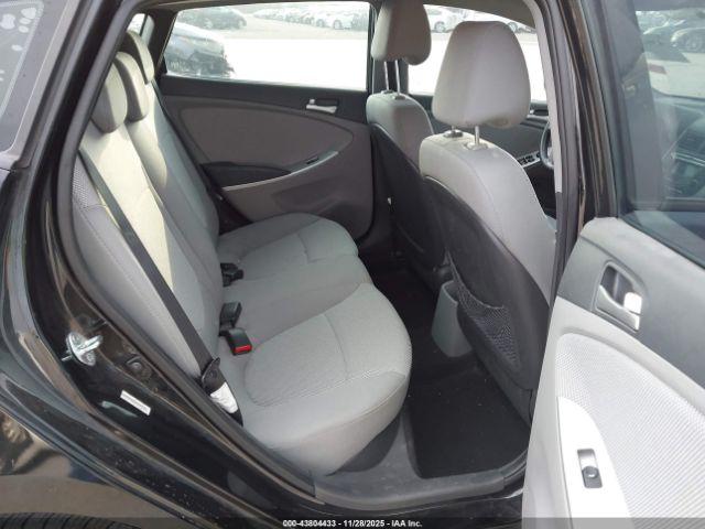 Hyundai ACCENT Gs Image 11