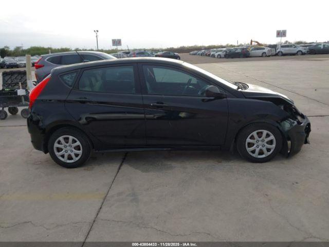 Hyundai ACCENT Gs Image 14