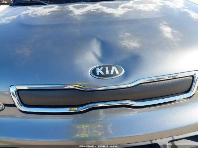 Kia Soul Image 13
