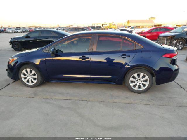 Toyota Corolla Le Image 3