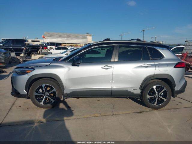 Toyota Corolla Xse Image 16