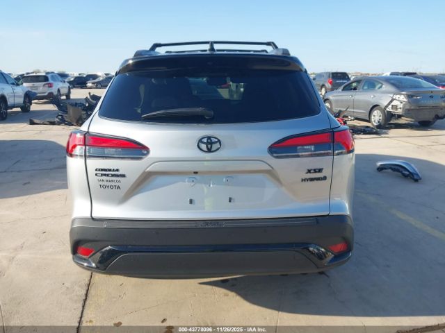 Toyota Corolla Xse Image 14