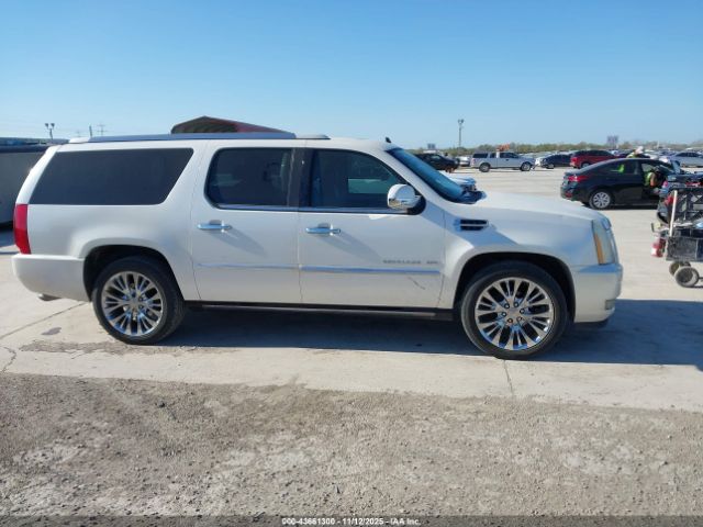 Cadillac Escalade Premium Image 9