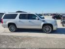 Cadillac Escalade Premium Image 9