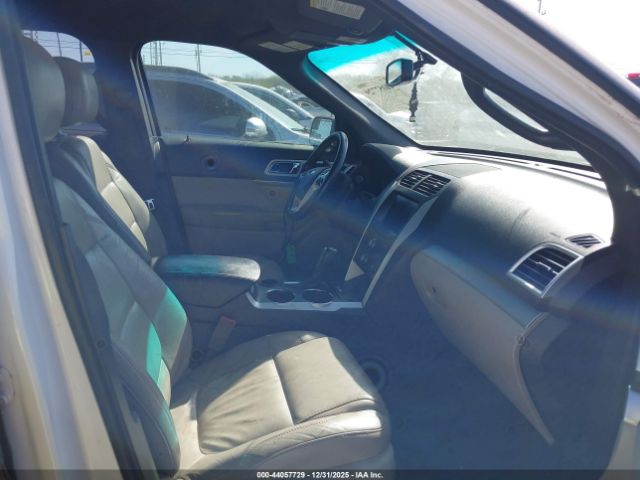 Ford Explorer Xlt Image 11