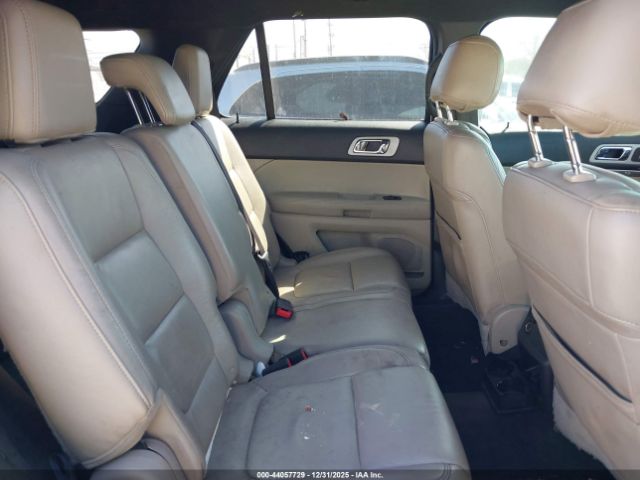 Ford Explorer Xlt Image 15