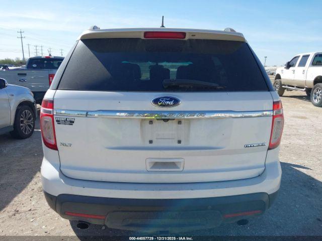 Ford Explorer Xlt Image 5