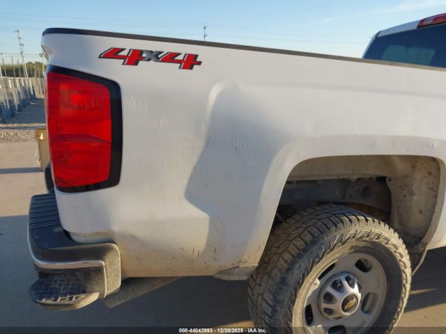 Chevrolet Silverado 2500 Wt Image 2