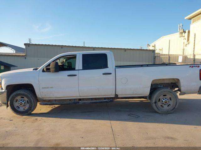 Chevrolet Silverado 2500 Wt Image 6