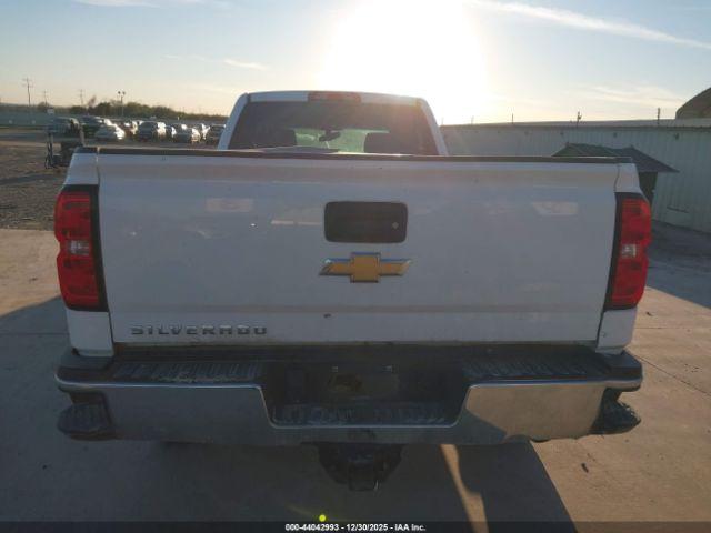 Chevrolet Silverado 2500 Wt Image 4